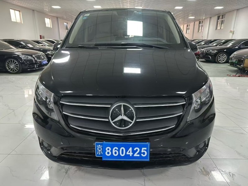 廊坊21年奔驰威霆1