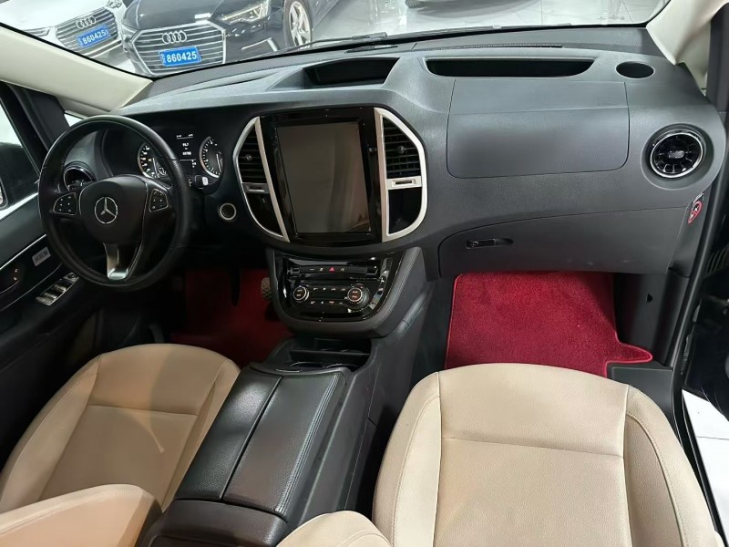 廊坊21年奔驰威霆5