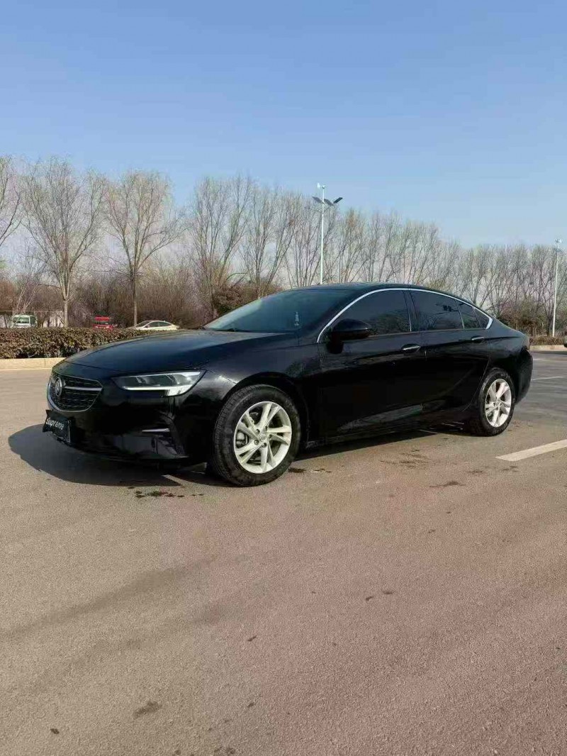 济南21年别克君威3