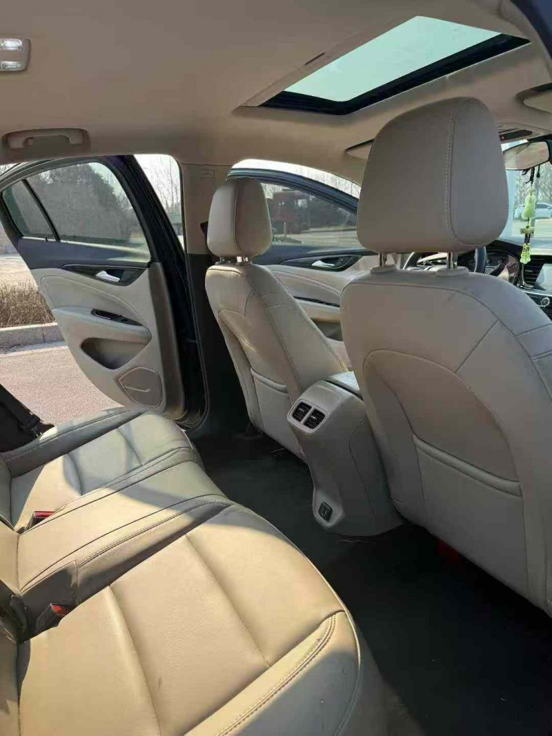 济南21年别克君威5