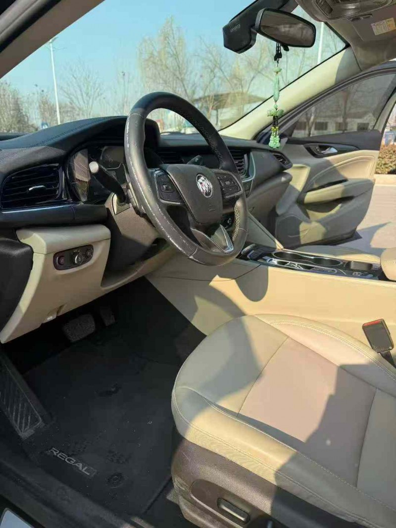 济南21年别克君威6