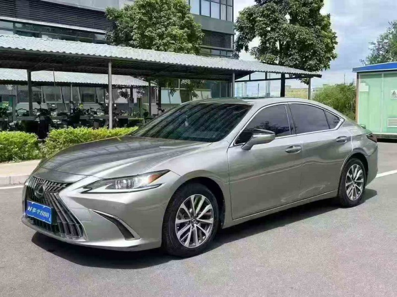 江门24年雷克萨斯ES2