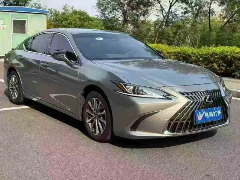 珠海23年雷克萨斯ES2