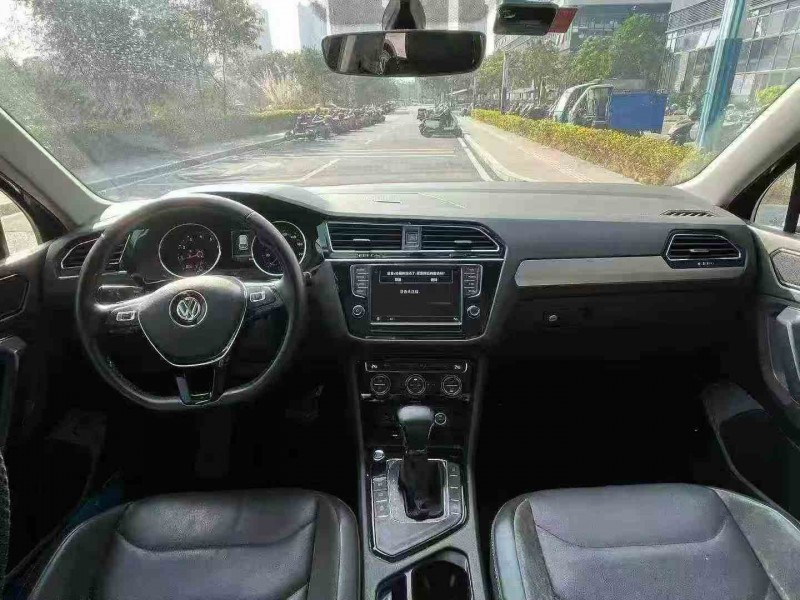 佛山18年大众途观6