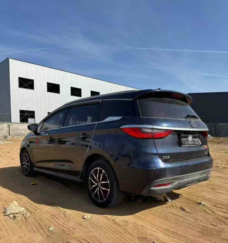 东营18年比亚迪宋3