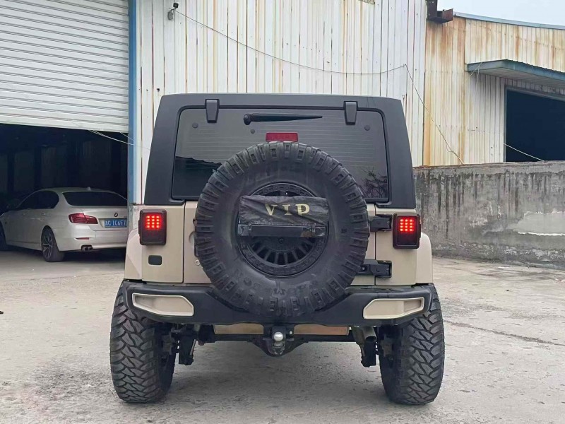 烟台17年Jeep牧马人8