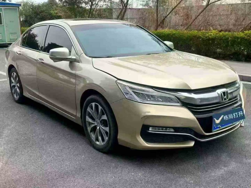 江门17年本田雅阁2