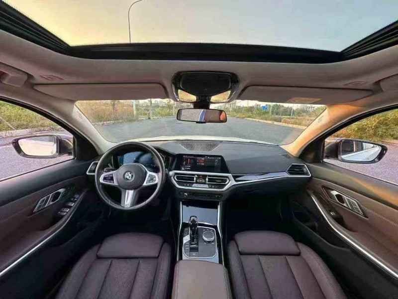 佛山22年宝马3系6