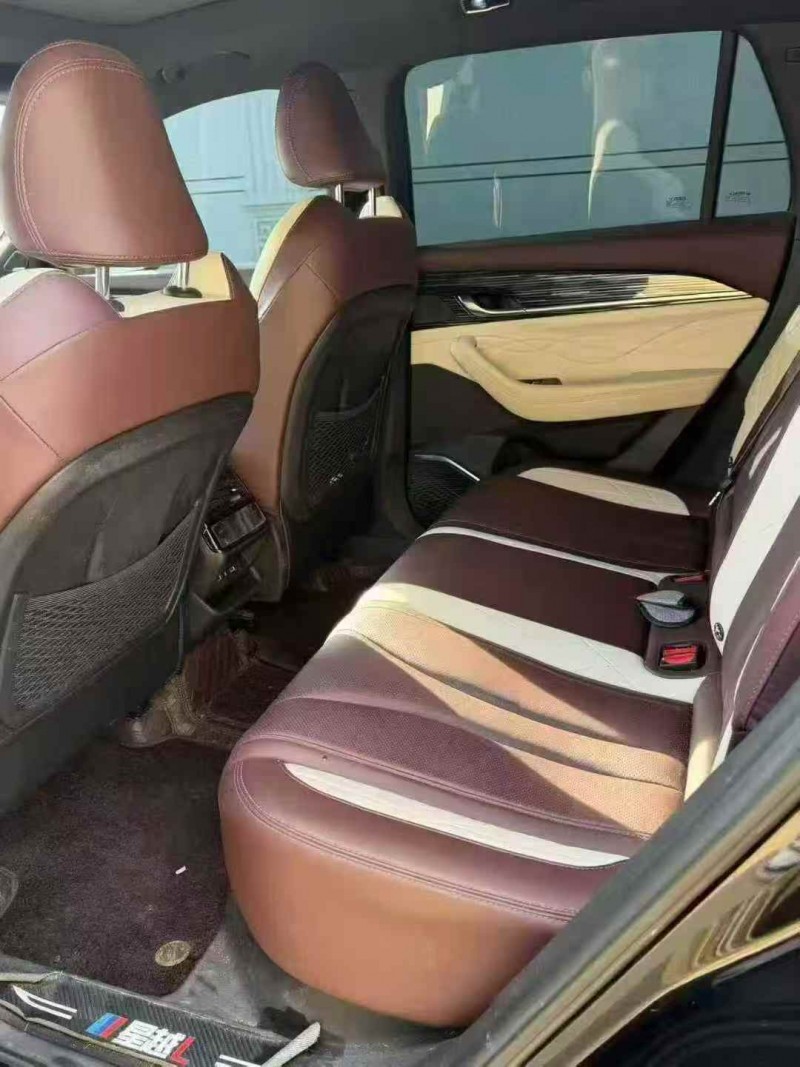 潍坊23年吉利星越4