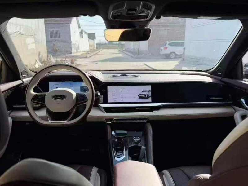 潍坊23年吉利星越5