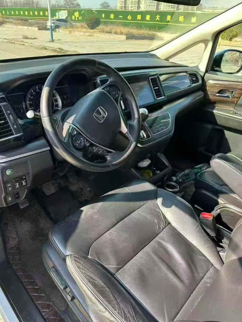 淄博18年本田艾力绅5