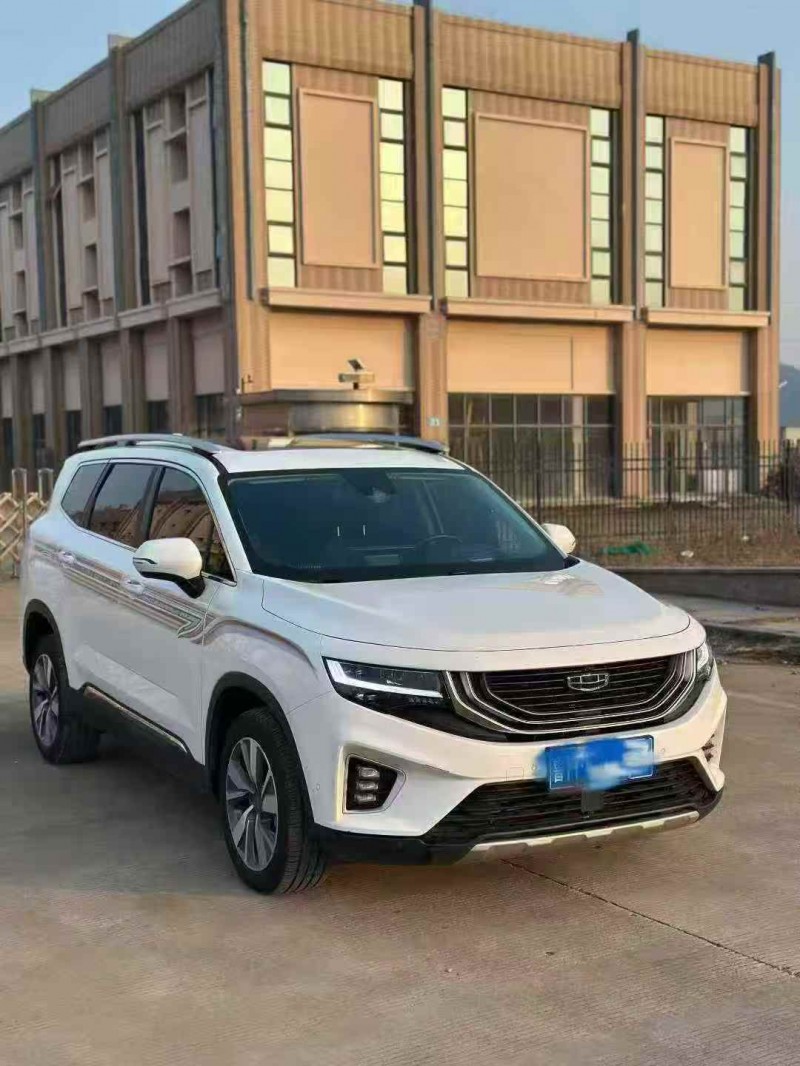 济宁21年吉利豪越2