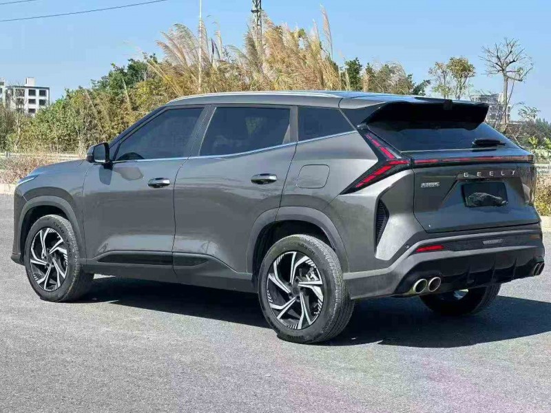 珠海24年吉利博越9