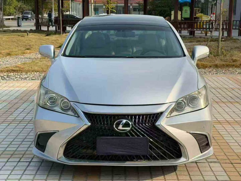 湛江12年雷克萨斯ES1