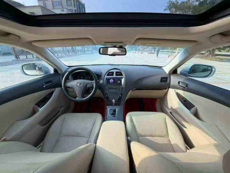 湛江12年雷克萨斯ES5