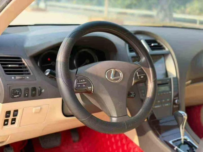 湛江12年雷克萨斯ES7