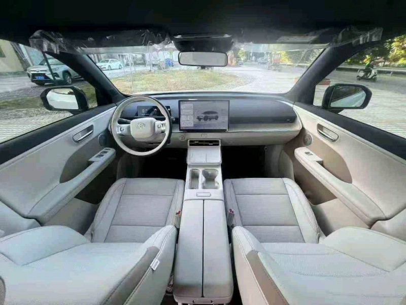 佛山25年丰田铂智6