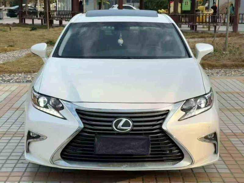 汕头16年雷克萨斯ES1