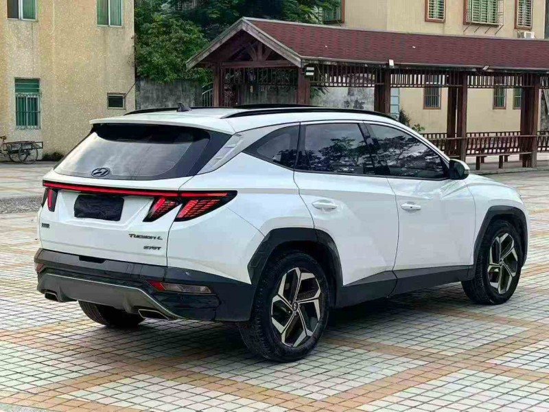 湛江22年现代途胜8