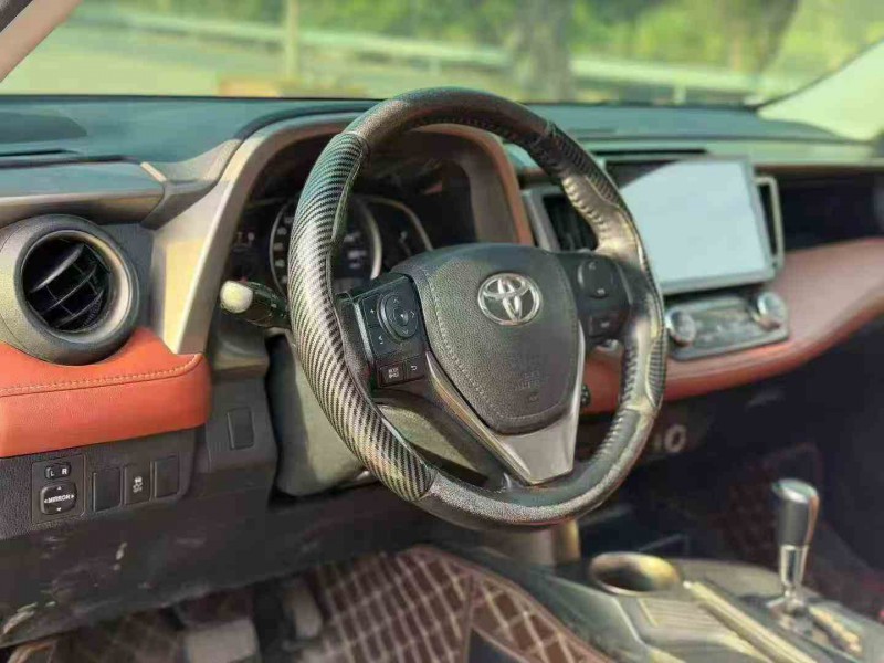珠海15年丰田RAV45