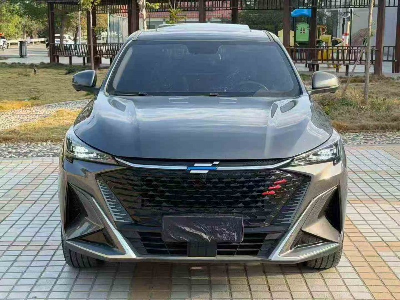 汕头23年长安汽车欧尚1