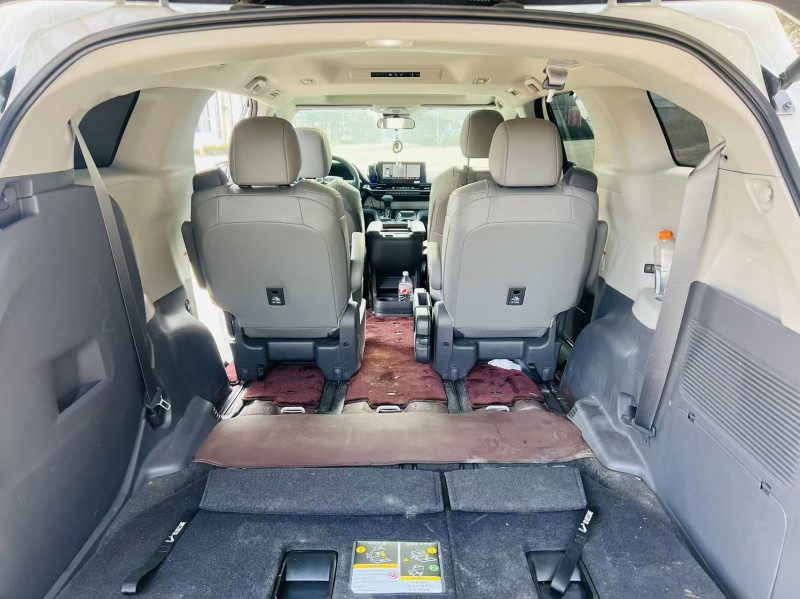 烟台25年丰田格瑞维亚5