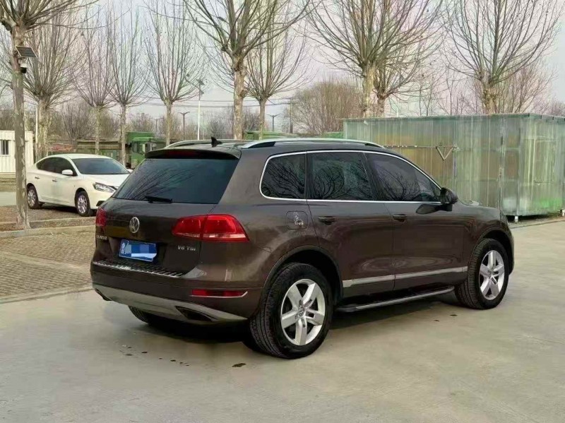 潍坊12年大众途锐7