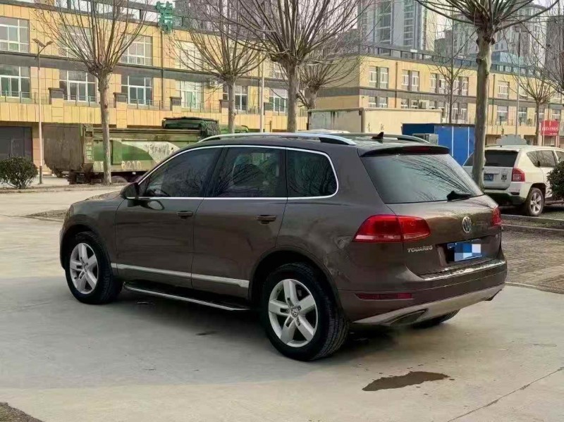 潍坊12年大众途锐8