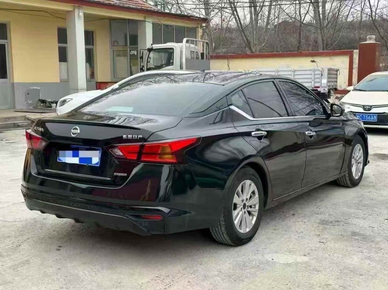 淄博22年日产天籁7
