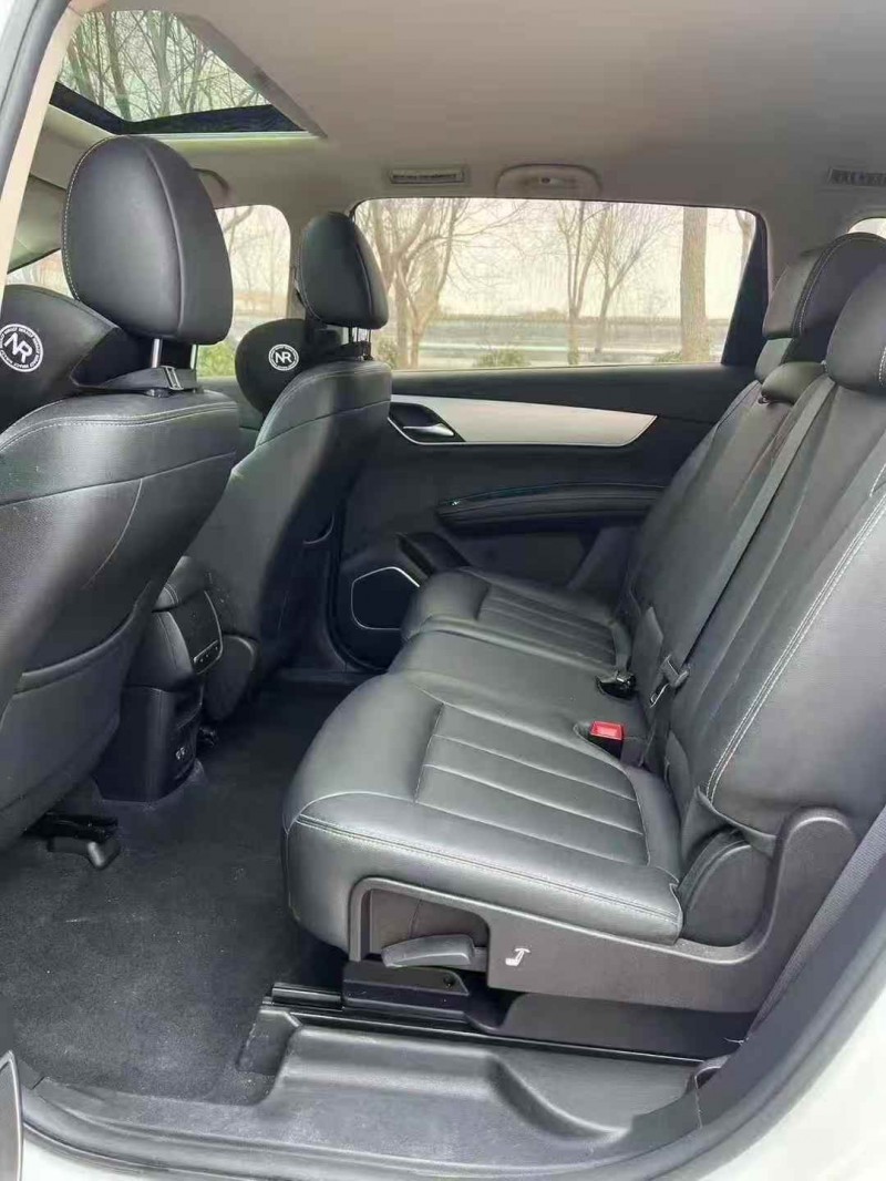 东营20年比亚迪宋MAX4