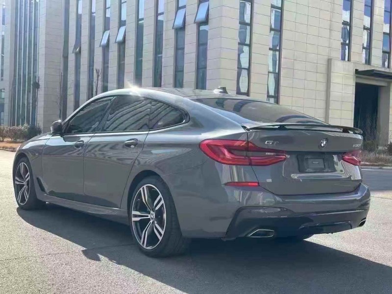 济宁21年宝马6系9