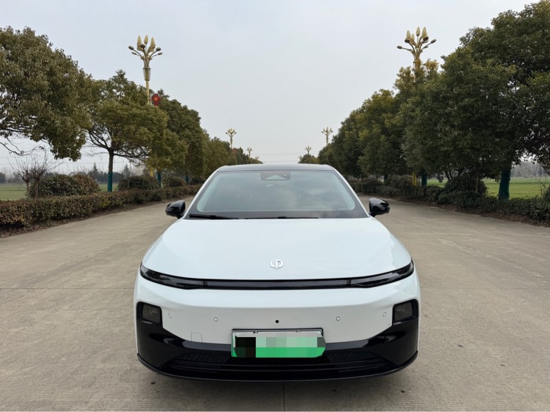 盐城25年零跑汽车C011