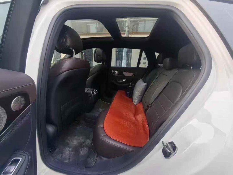 东营17年奔驰GLC5