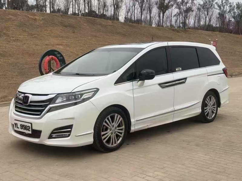 安阳17年本田艾力绅3