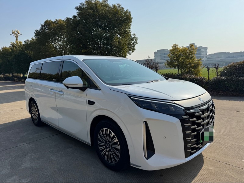 盐城25年比亚迪夏3