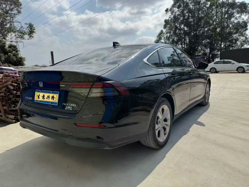 江门25年本田雅阁7