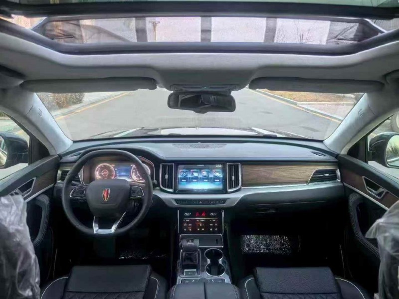 邯郸26年红旗HS76