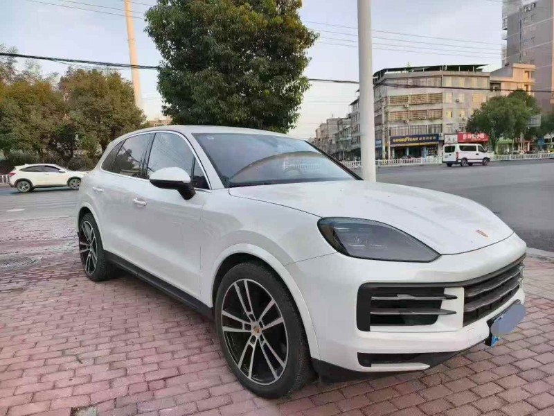 十堰24年保时捷卡宴3