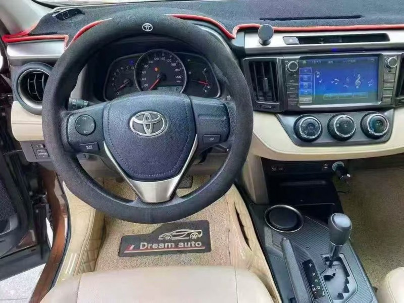广州16年丰田RAV42
