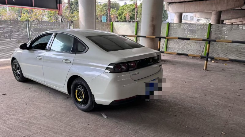 广州18年东风标致8