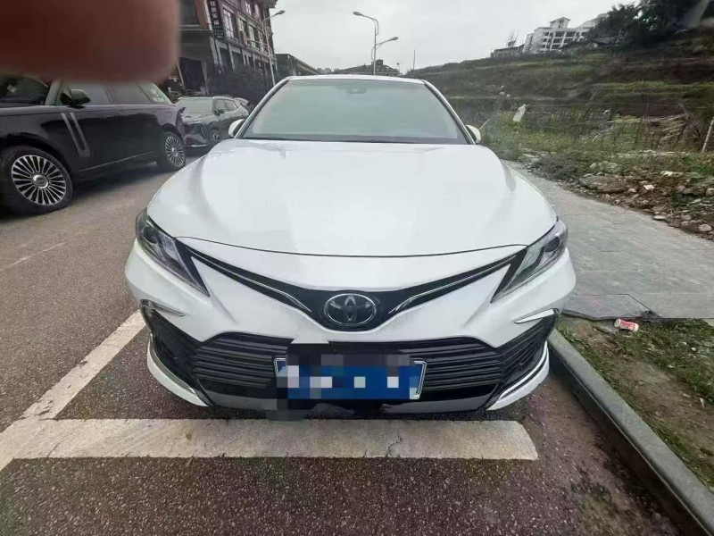 潍坊22年丰田凯美瑞1