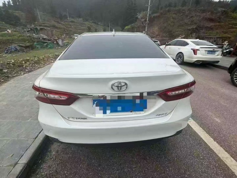 潍坊22年丰田凯美瑞9