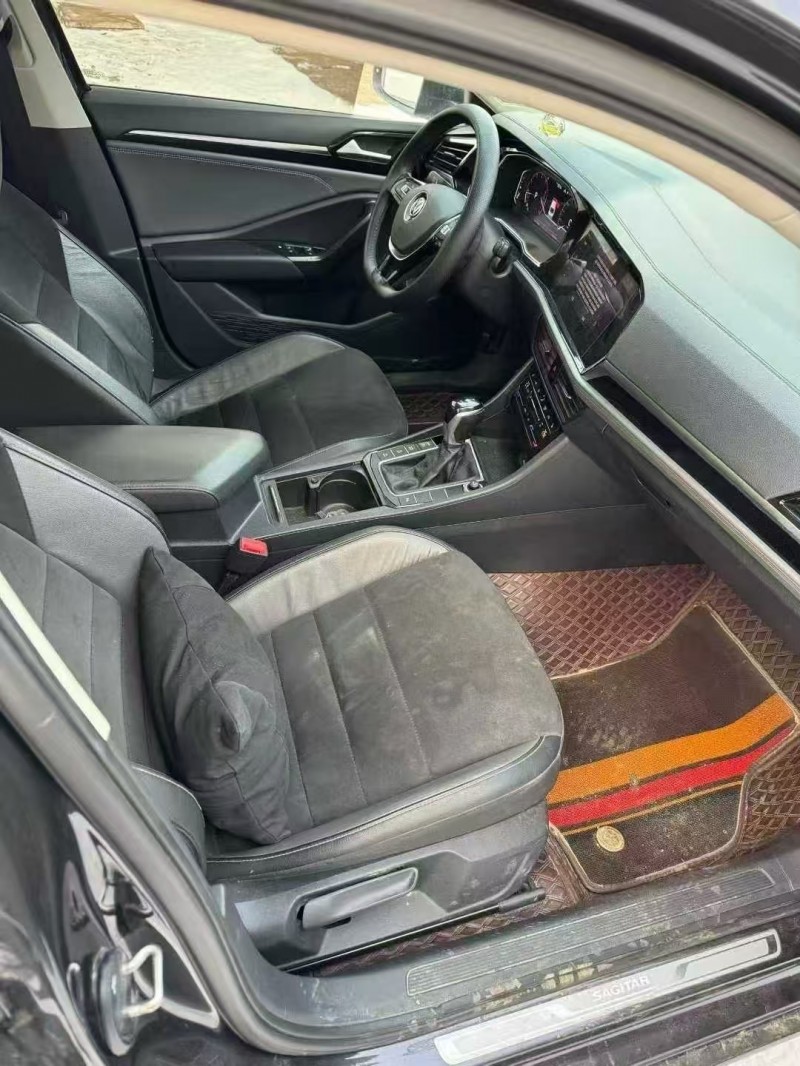 菏泽21年大众速腾3