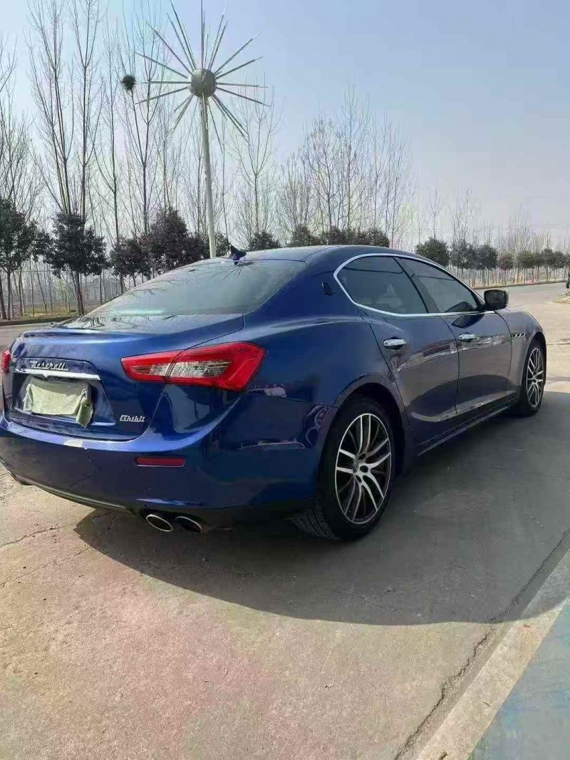 菏泽15年玛莎拉蒂Ghibli9