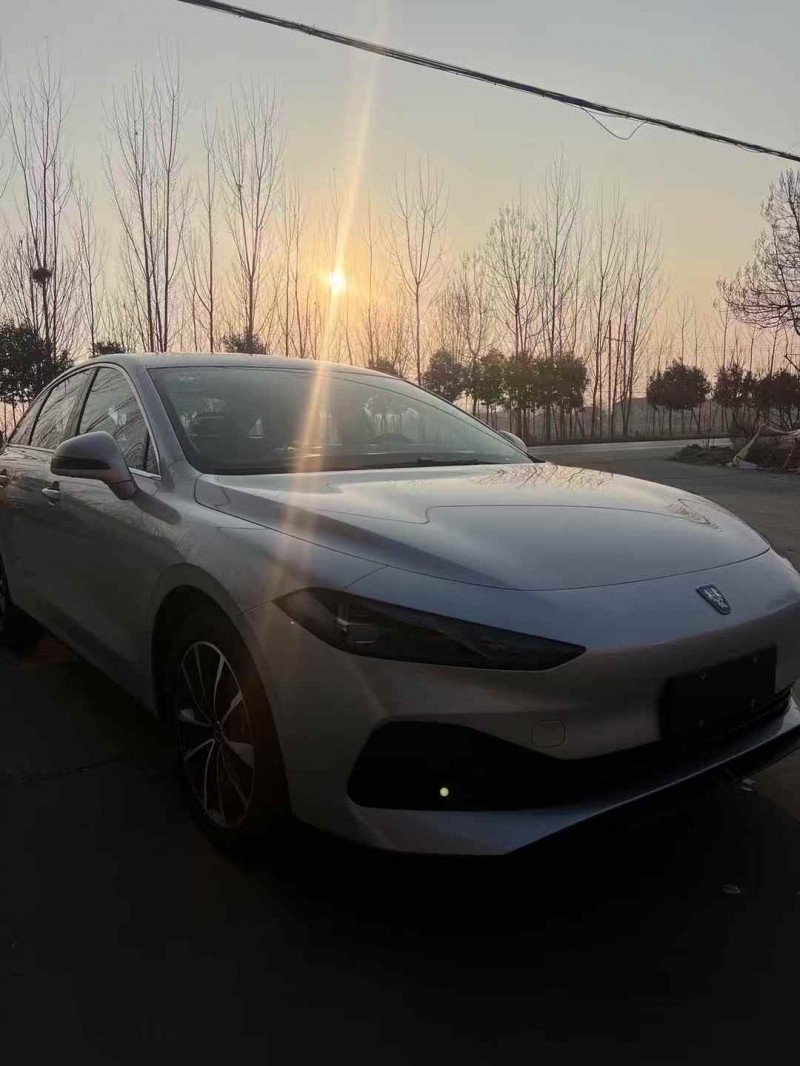 菏泽25年荣威D73