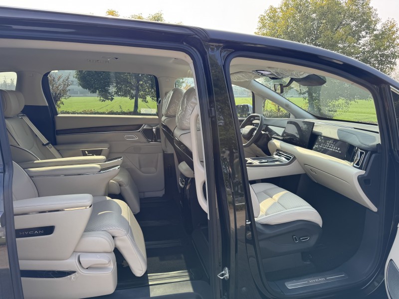 盐城25年合创汽车V097