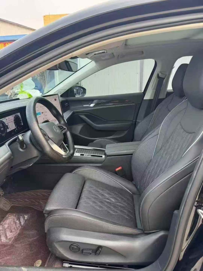 青岛24年大众迈腾4