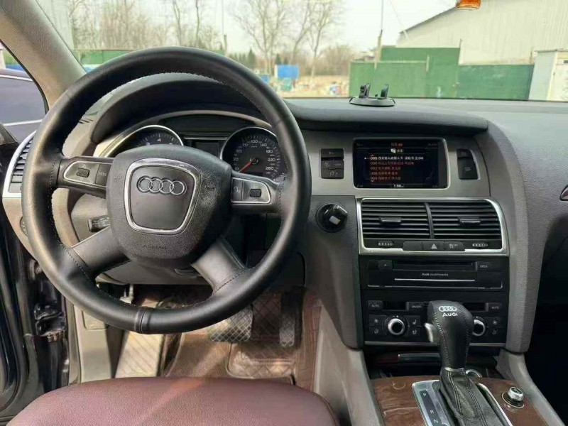 淄博11年奥迪Q75