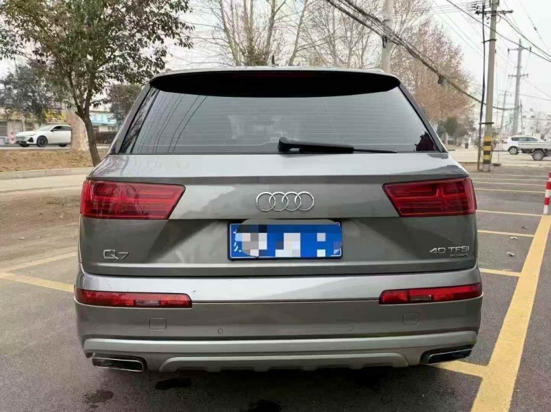 淄博17年奥迪Q79