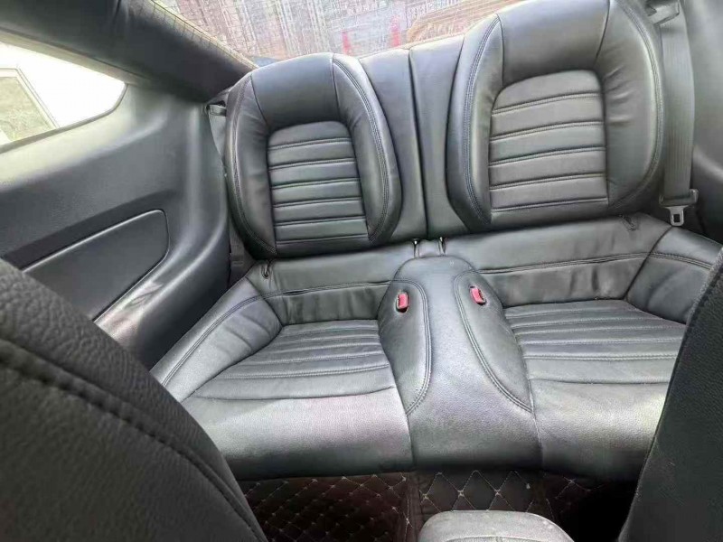 烟台17年福特野马8